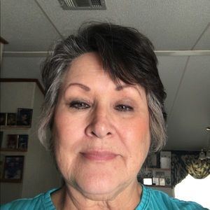 Meet your Posher, Brenda